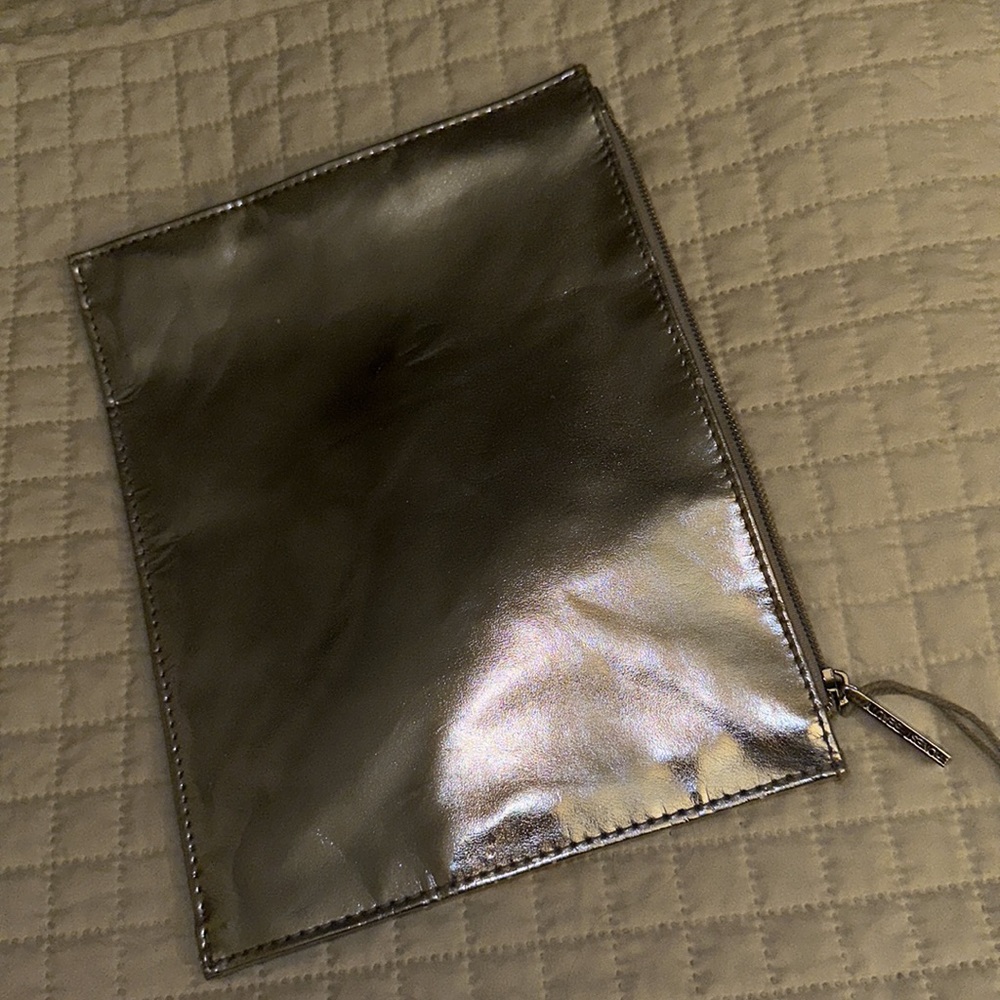 Honest beauty make up bag - Picture 3 of 3